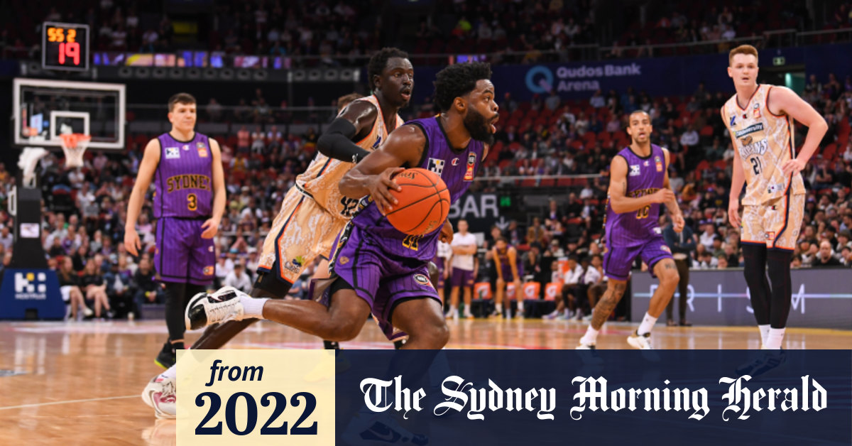 Cairns Taipans strike to end Sydney Kings’ unbeaten start to NBL season